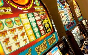 Ringkasan aturan akun untuk pengguna dewasa